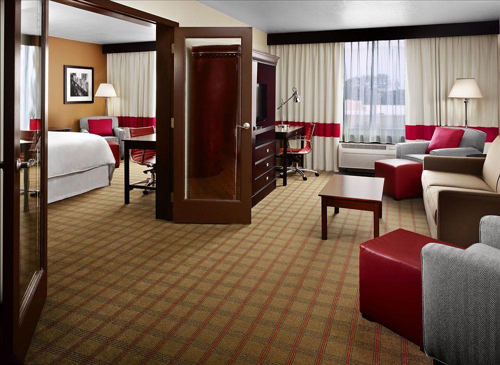 Four Points By Sheraton Memphis East Exterior photo